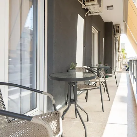 Luxury Next To The National Museum * Athens