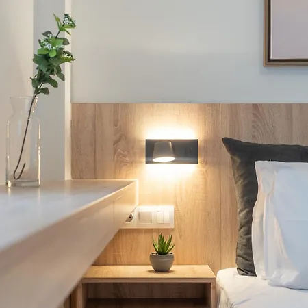 Luxury Next To The National Museum Apartment Athens