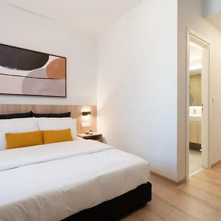 Appartamento Luxury Next To The National Museum Atene